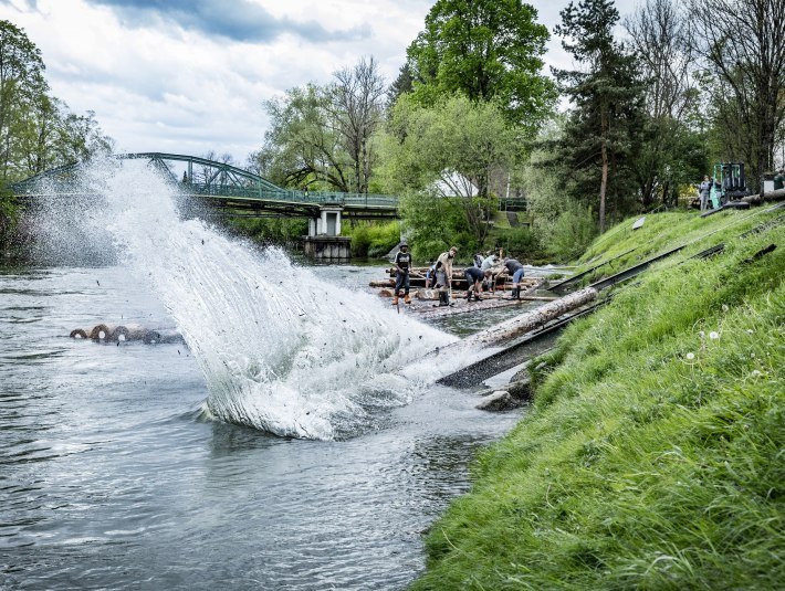 Neues Baumaterial für's Isarfloß, © Stadt Wolfratshausen|Adrian Greiter